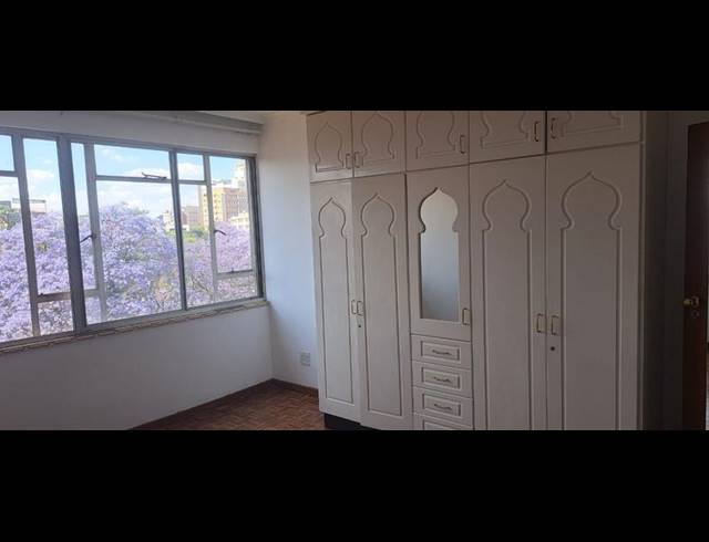 2 BEDROOM APARTMENT FOR SALE IN PARKTOWN